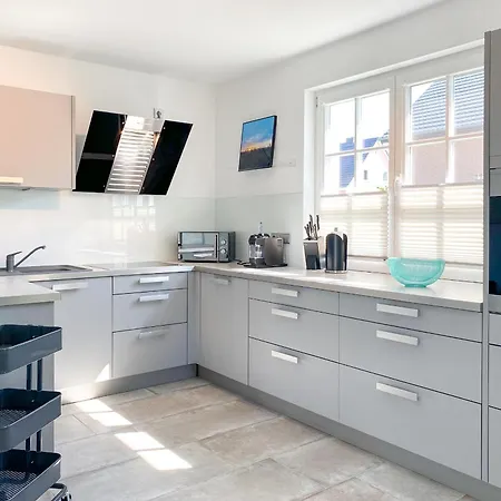 Holiday home Ferienhaeuser Doppelhaushaelfte Hahn